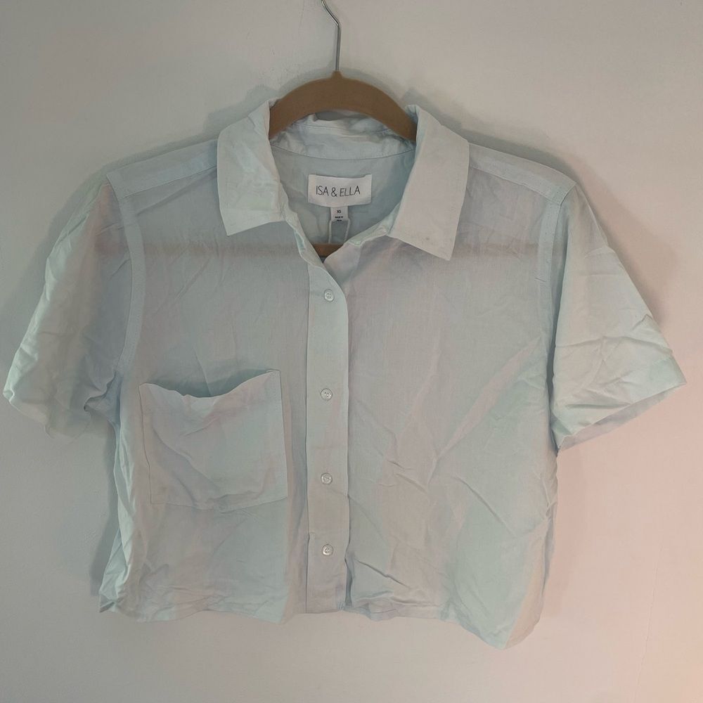 New Isa & Ella cropped button down top size XS light blue